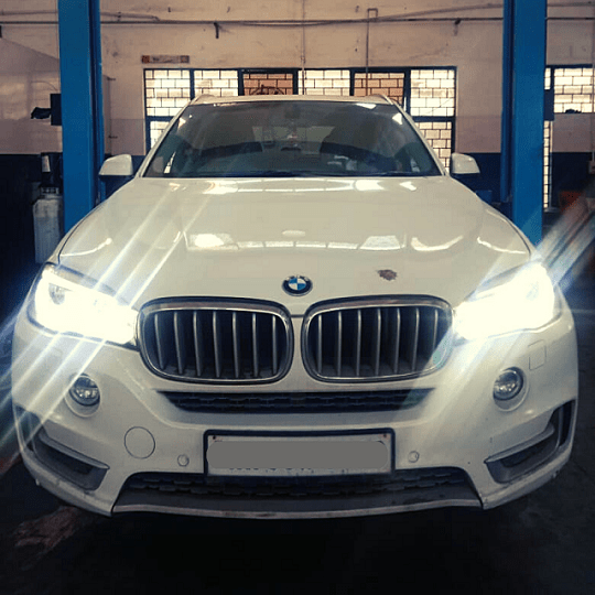BMW Repair and Service Center in Delhi